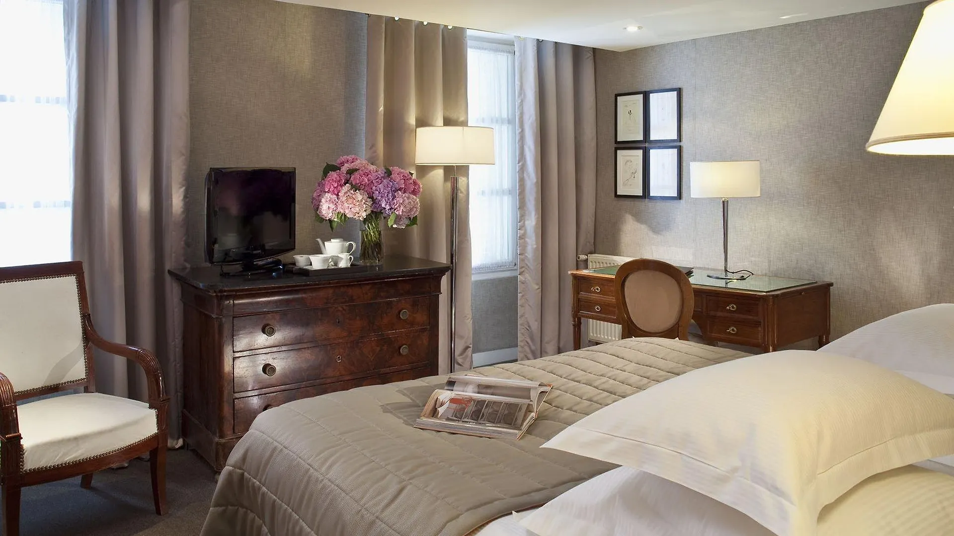 פריז Hotel Bourgogne & Montana