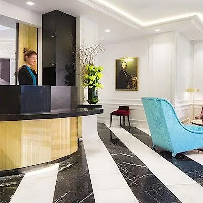 פריז Hotel Bourgogne & Montana 4*,