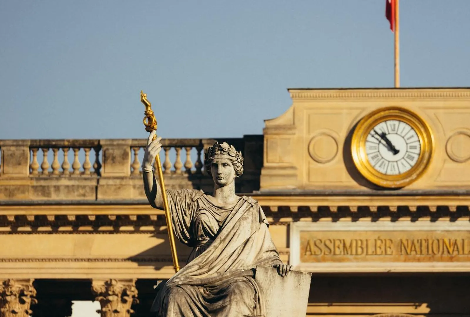 فندق بورجوجن آند مونتانا باريس