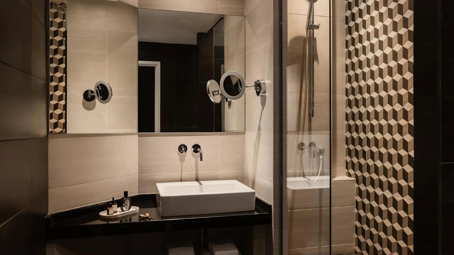 Hotel Bourgogne & Montana Paris