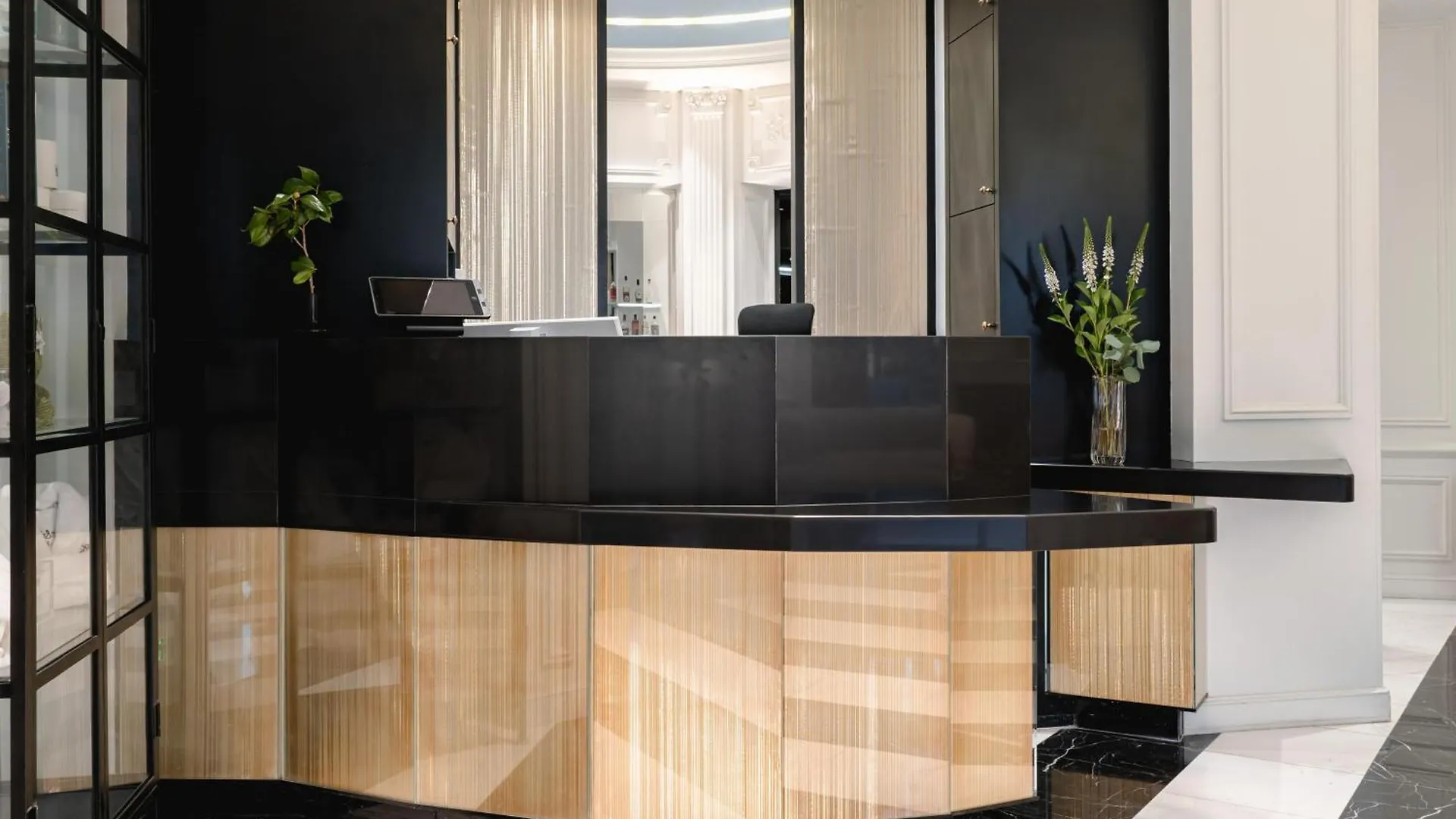 Hotel Bourgogne & Montana Paris